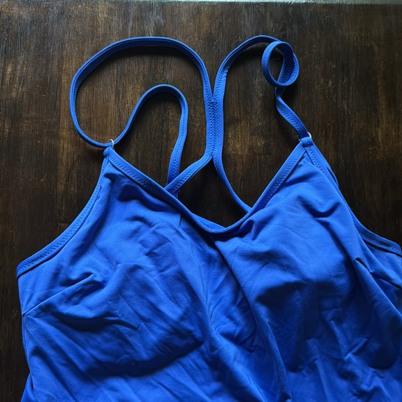 Athleta Cross Back Swim Tank NWT - Picture 3 of 9
